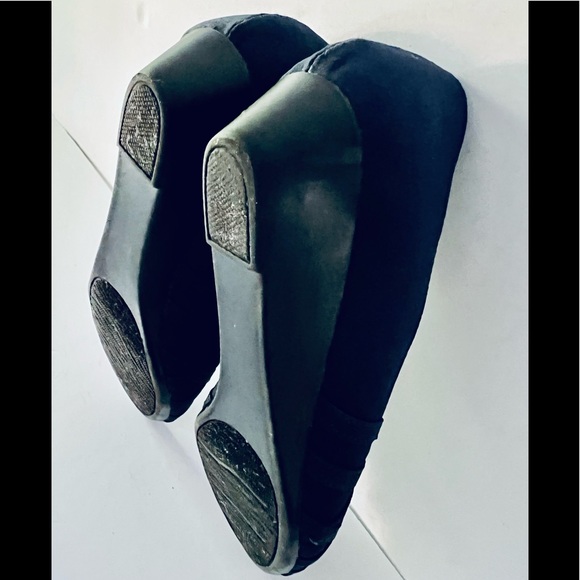 Impo Open Toe Wedge Shoes - Picture 3 of 8